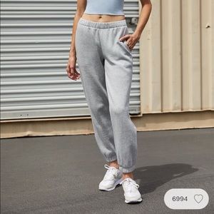 Brandy Melville jogger sweatpants